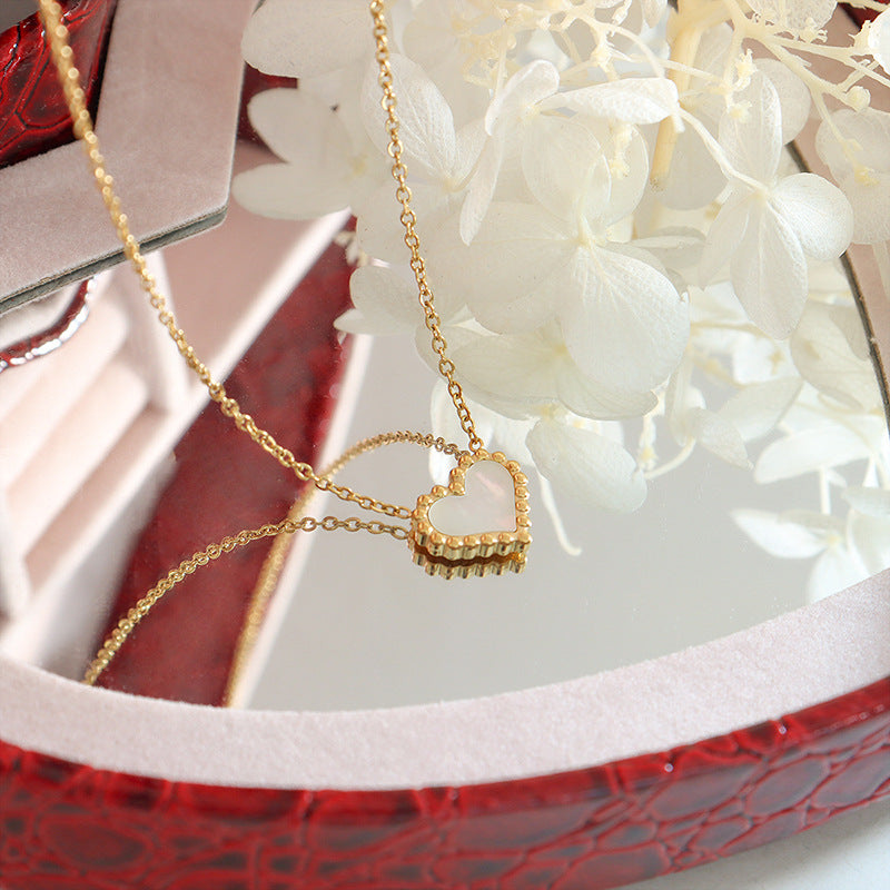 White Seashell Pendant Love Necklace/Waterproof